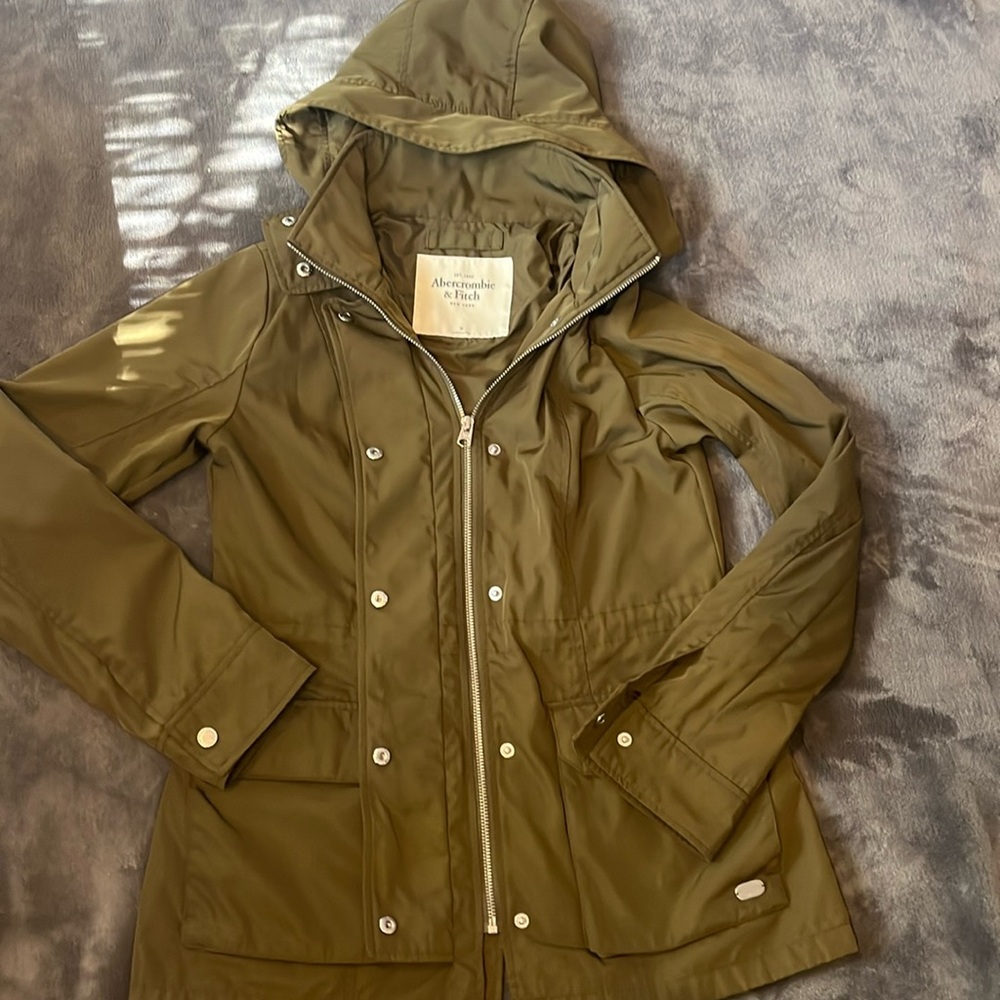A&F Lite Weight Coat